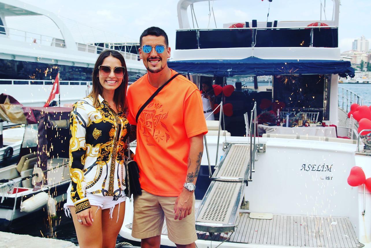 Private Bosphorus Yacht Cruise – 2 Hours of Scenic Istanbul